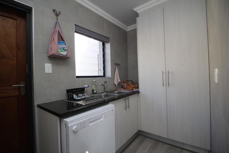 3 Bedroom Property for Sale in Reebok Western Cape